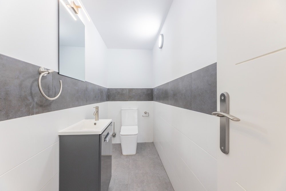 Property 2443 - Image 49